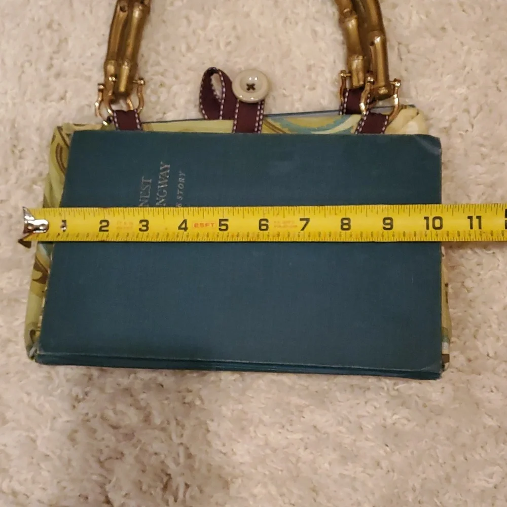 Book Purse - Picture 8 of 9